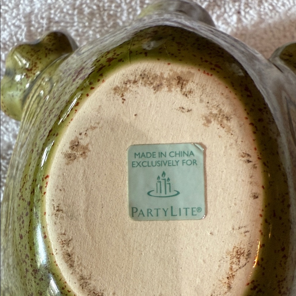 PartyLite Olive Green Turtle Candle Holder - Picture 3 of 3